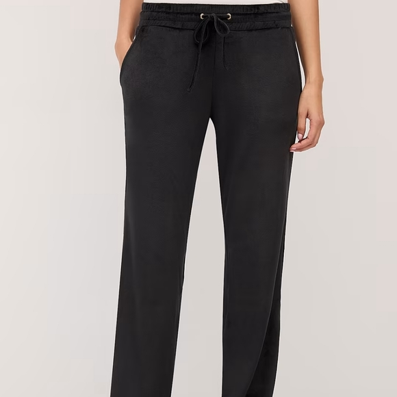 New York & Co Black Hooded Velour Jacket and Pant Lounge Set NWT - Picture 5 of 6